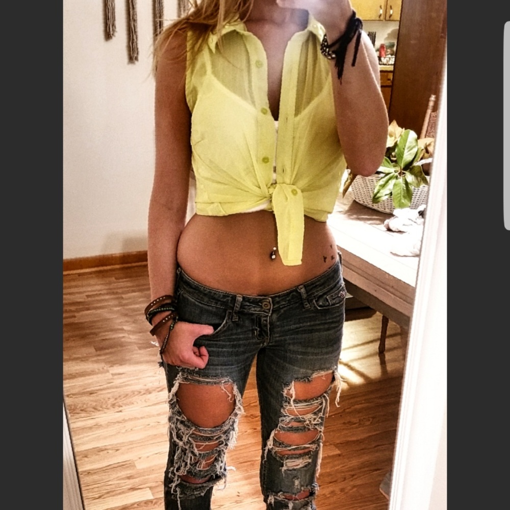 Sleeveless Blouse